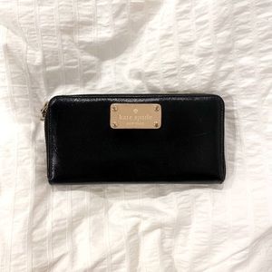 Black Kate spade wallet